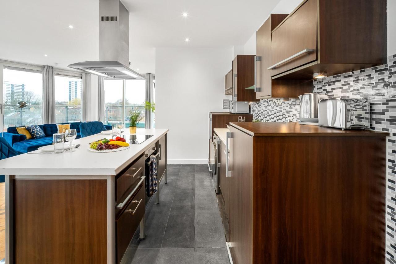 Haus - Impressive Two Bedroom Penthouse - Balcony - Parking