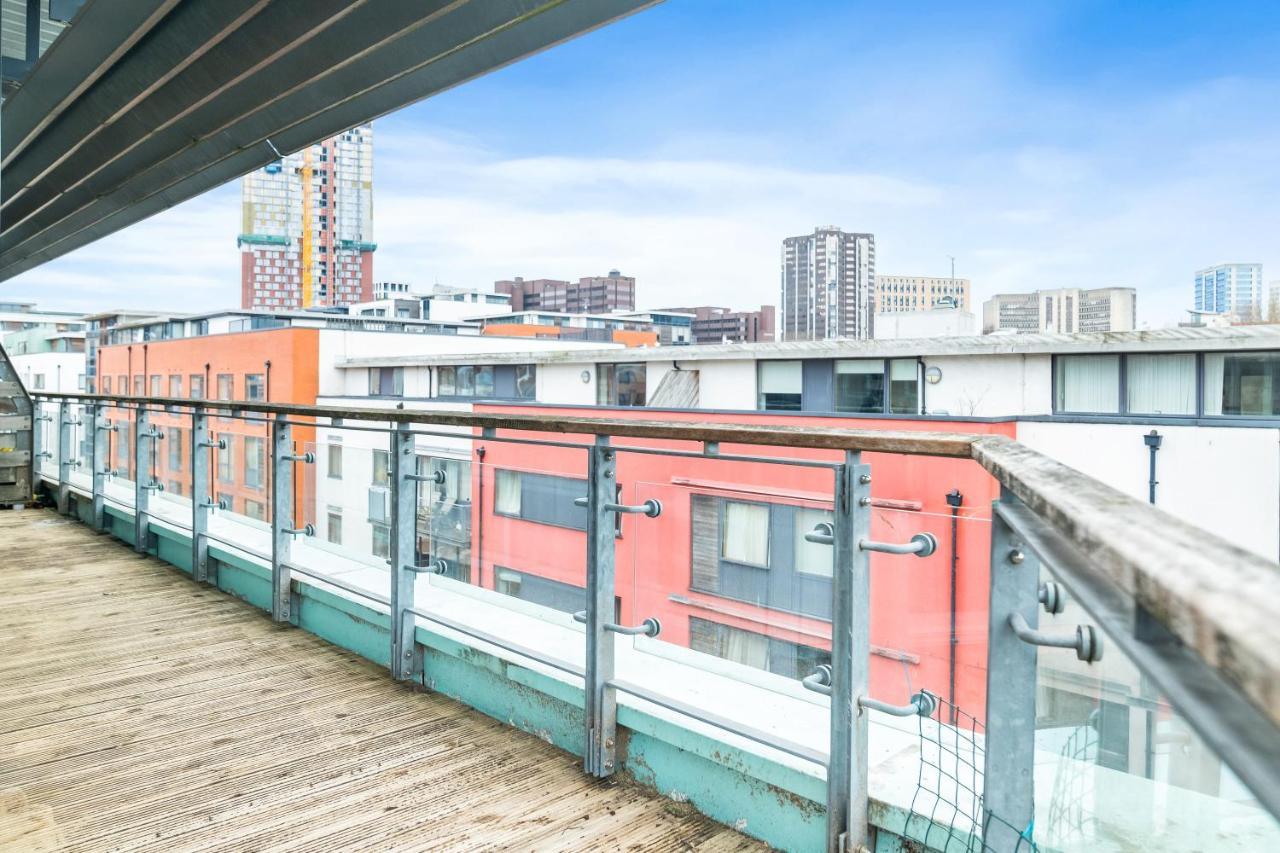 Apartment Haus - Impressive Two Bedroom Penthouse - Balcony - Parking